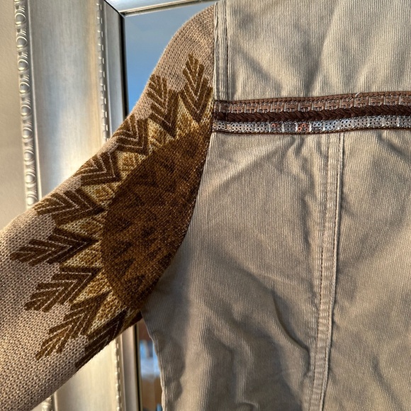 Brand:Desigual... Size 4 gorgeous denim jacket - Picture 4 of 9